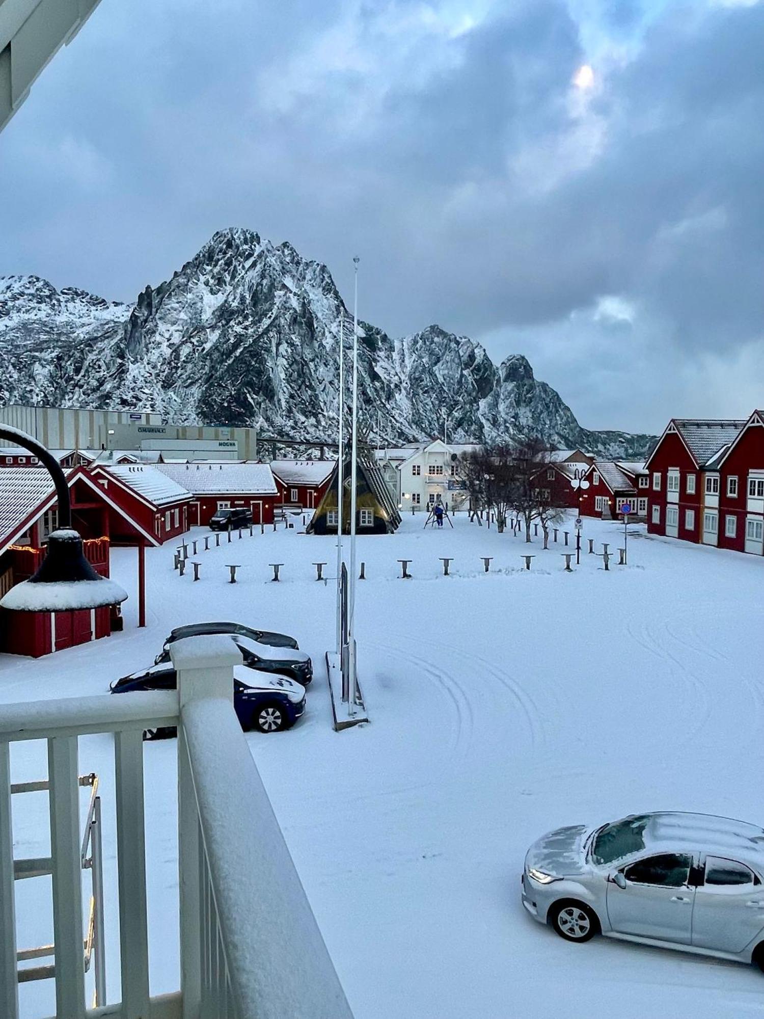 Anker Brygge Hotel Svolvær Buitenkant foto